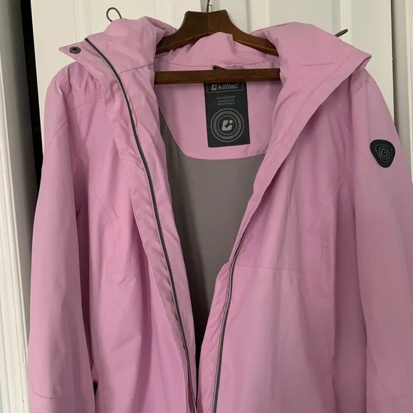 Spring rain jacket with hood - Picture 2 of 12